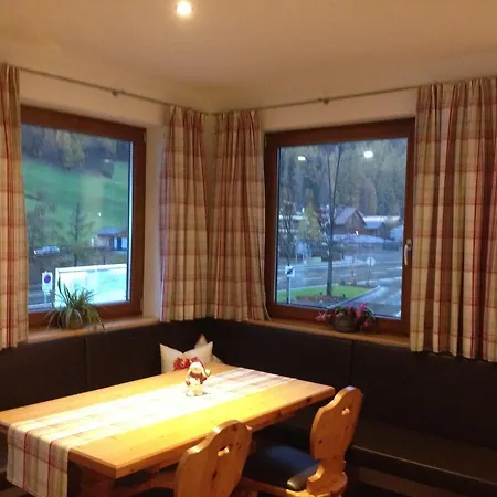 Haus Almrausch Apartamento *